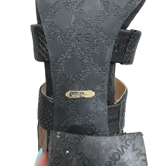 Vionic Perk Blaire snake embossed Leather Heeled Strappy Sandals women's sz 9 - Picture 8 of 10